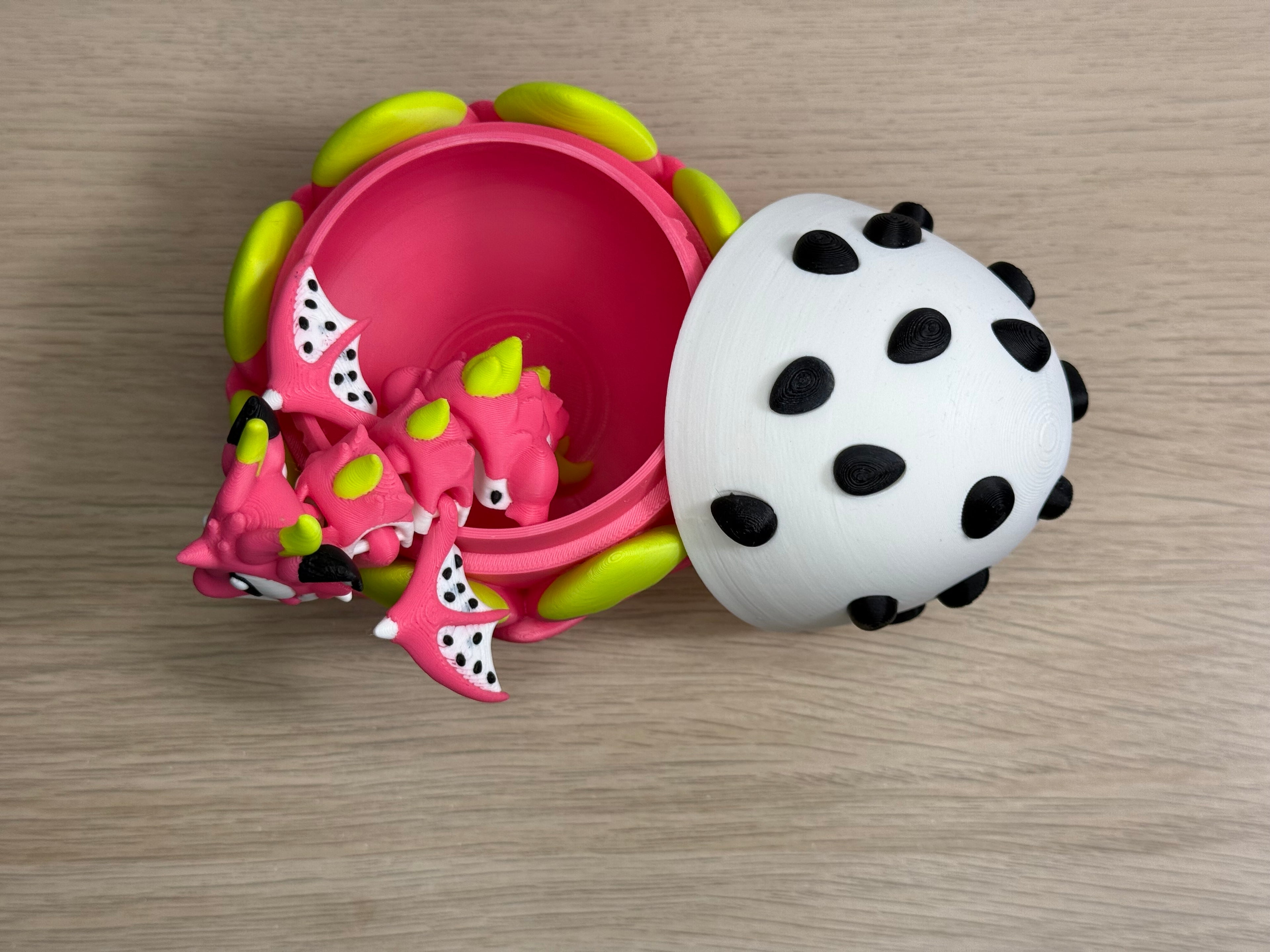 Dragonfruit ei met draak