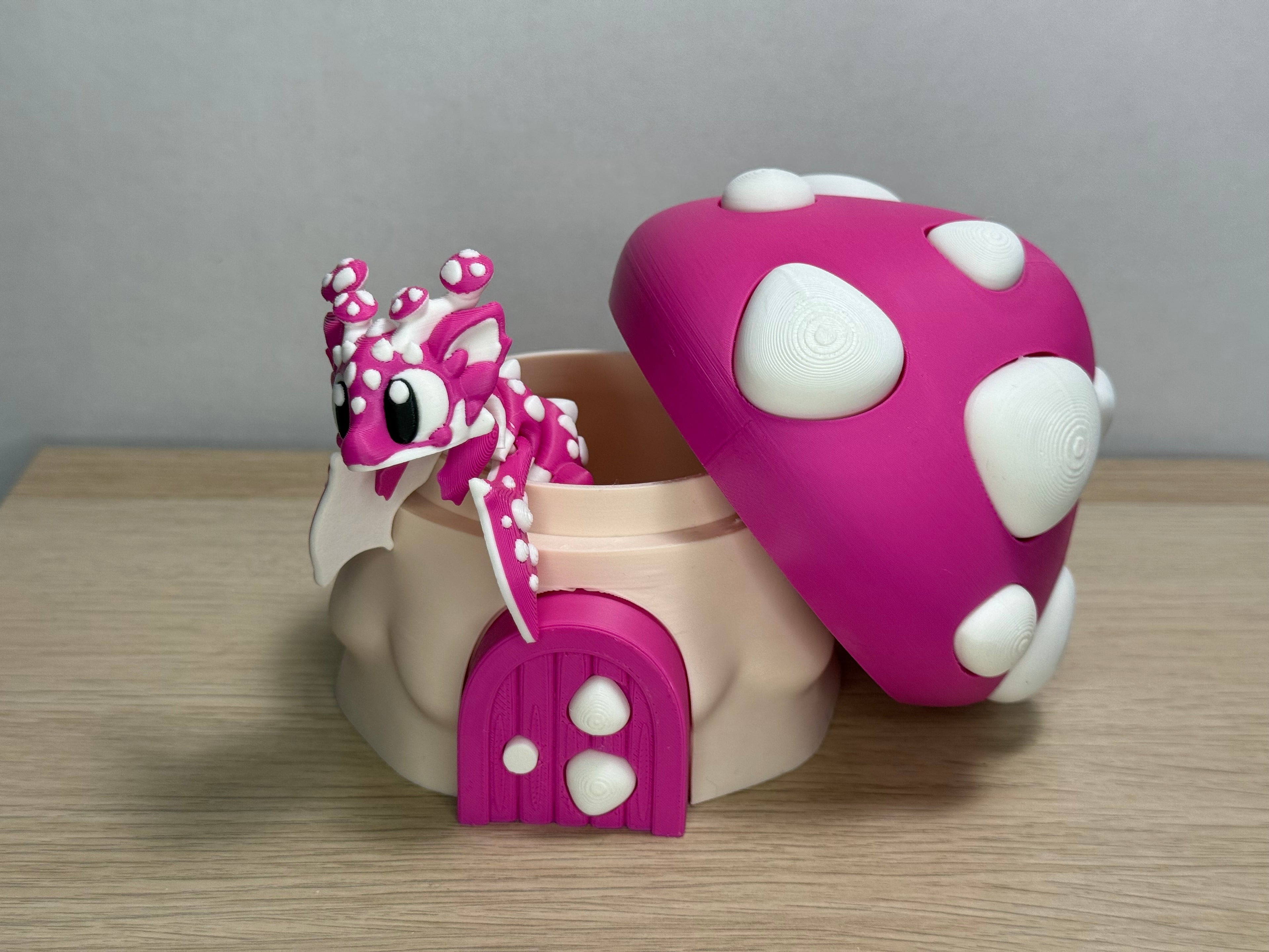 Draken paddestoel met draak roze