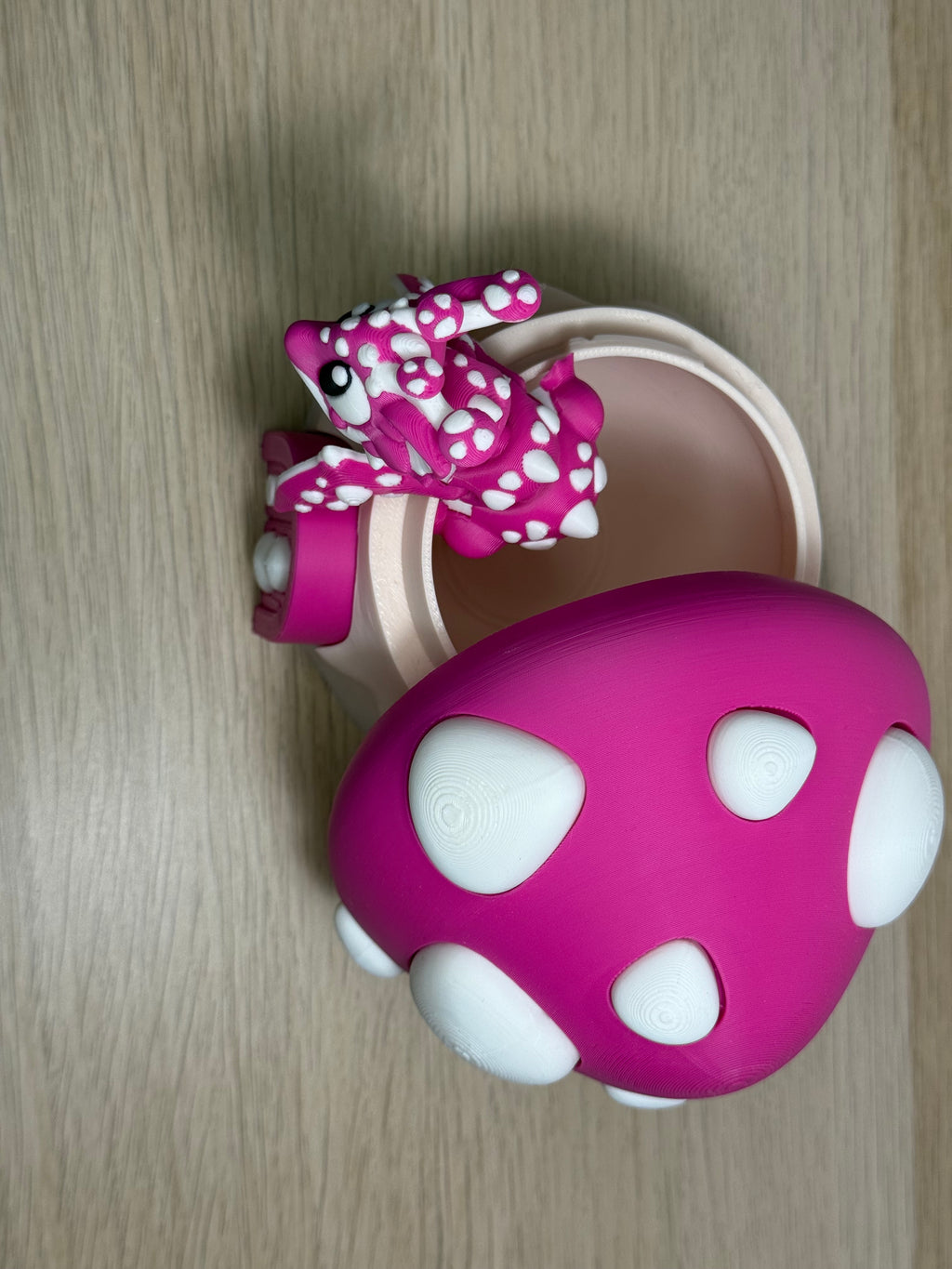 Draken paddestoel met draak roze