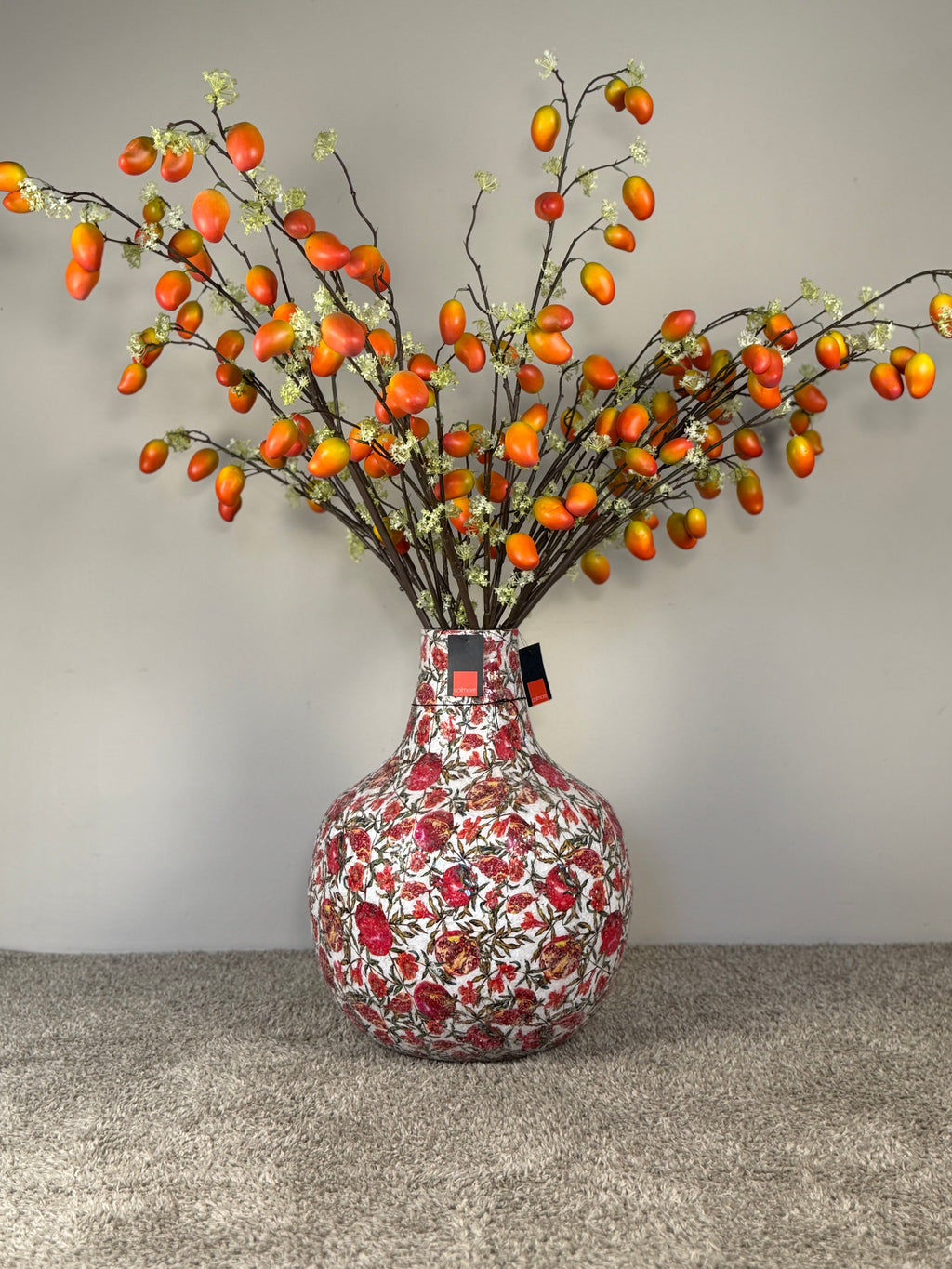 Colmore by Diga Vaas Pomegranate Mosaic Multi – Metalen Vaas met Granaatappel Print – 50 cm Hoog (40x40x50 cm)