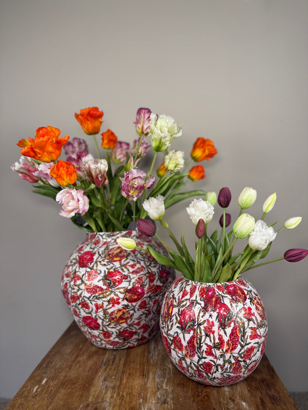 Colmore by Diga Vaas Pomegranate Print Mosaic Multi/Taupe – Metalen Vaas met Mosaic Glas Coating – 32 cm (35x35x32 cm)
