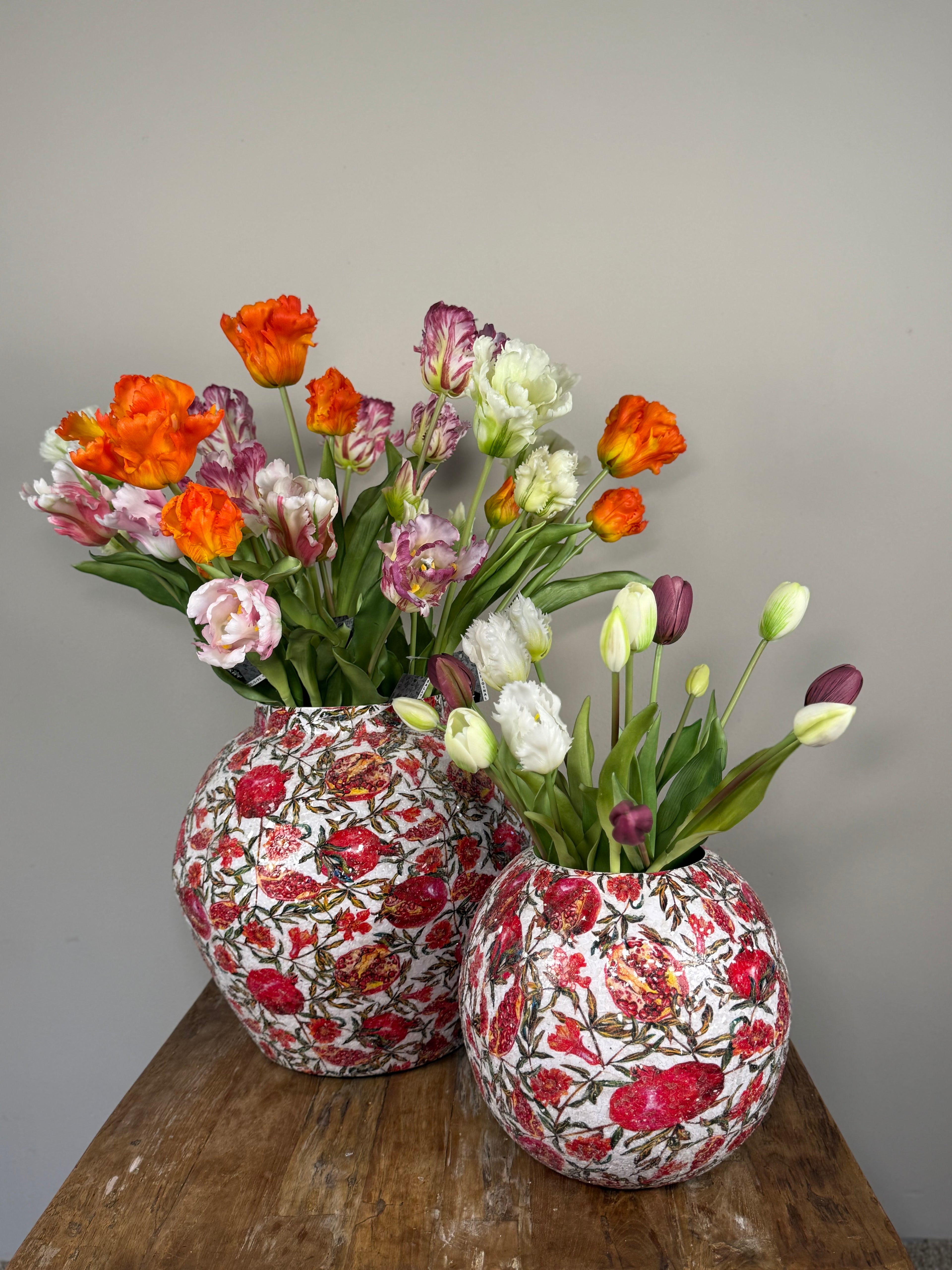 Vaas Pomegranate Mozaïek – Ronde Metalen Vaas met Granaatappel Print – 20 cm